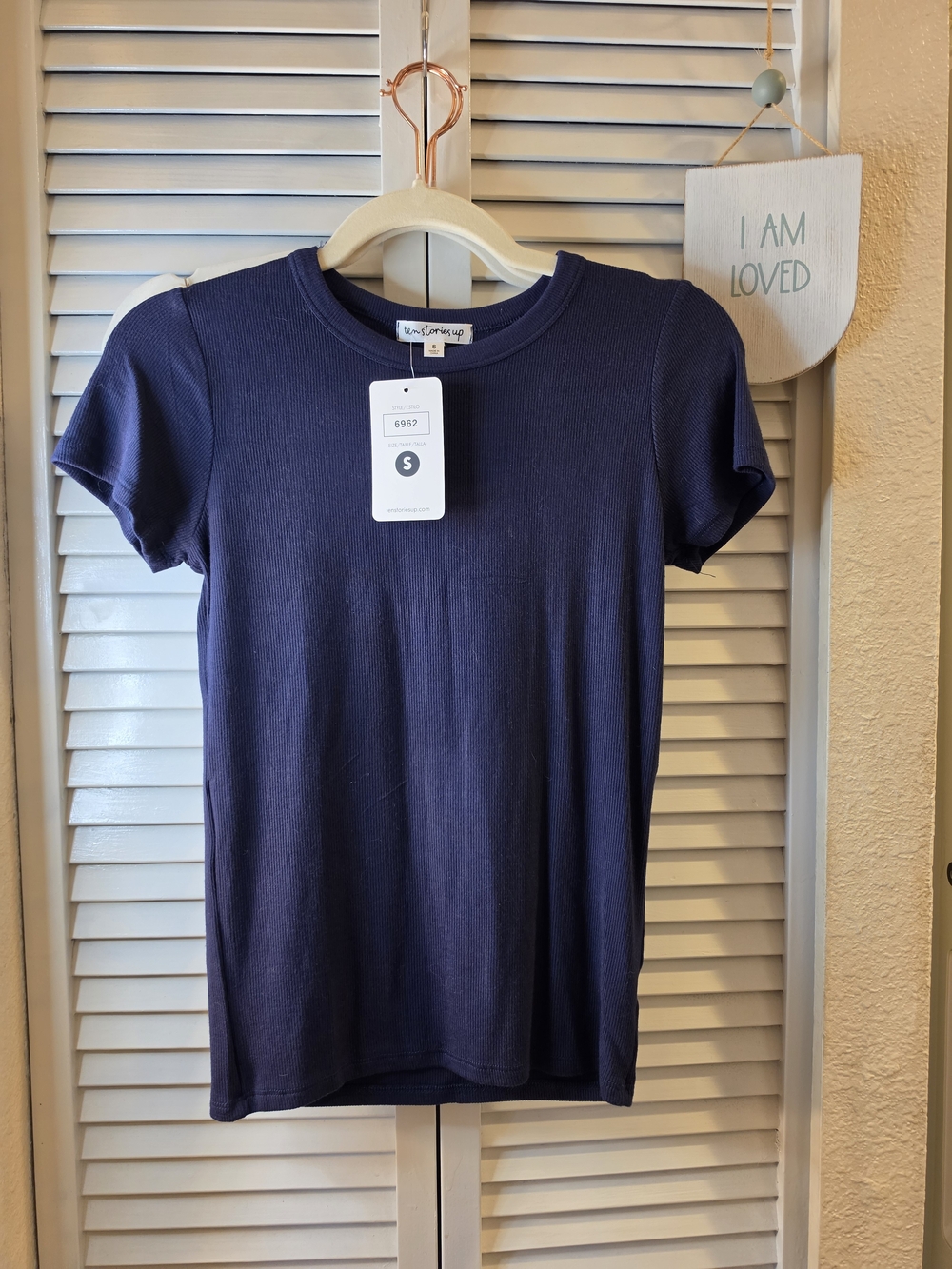 NWT Ten Stories Up Navy Short Sleeve Ribbed Crew Tee Small